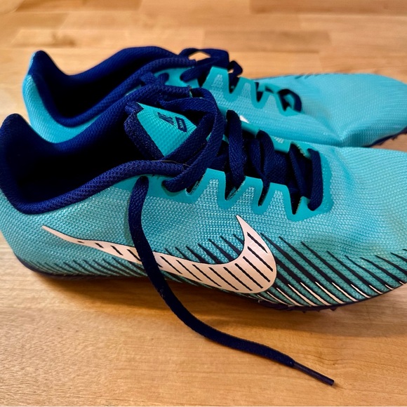 Nike Kids' Teal and Navy Sneakers - Picture 1 of 4
